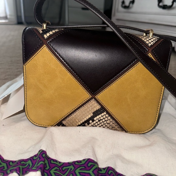 Tory Burch Eleanor Exotic Diamond quilt small convertible shoulder bag - Picture 2 of 5